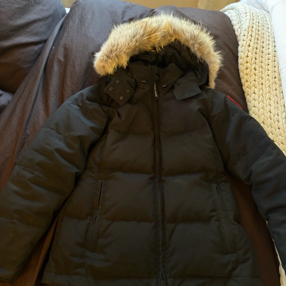 Canada Goose Black Women's Chelsea Parka with Fur-Trim Hood - Picture 3 of 6
